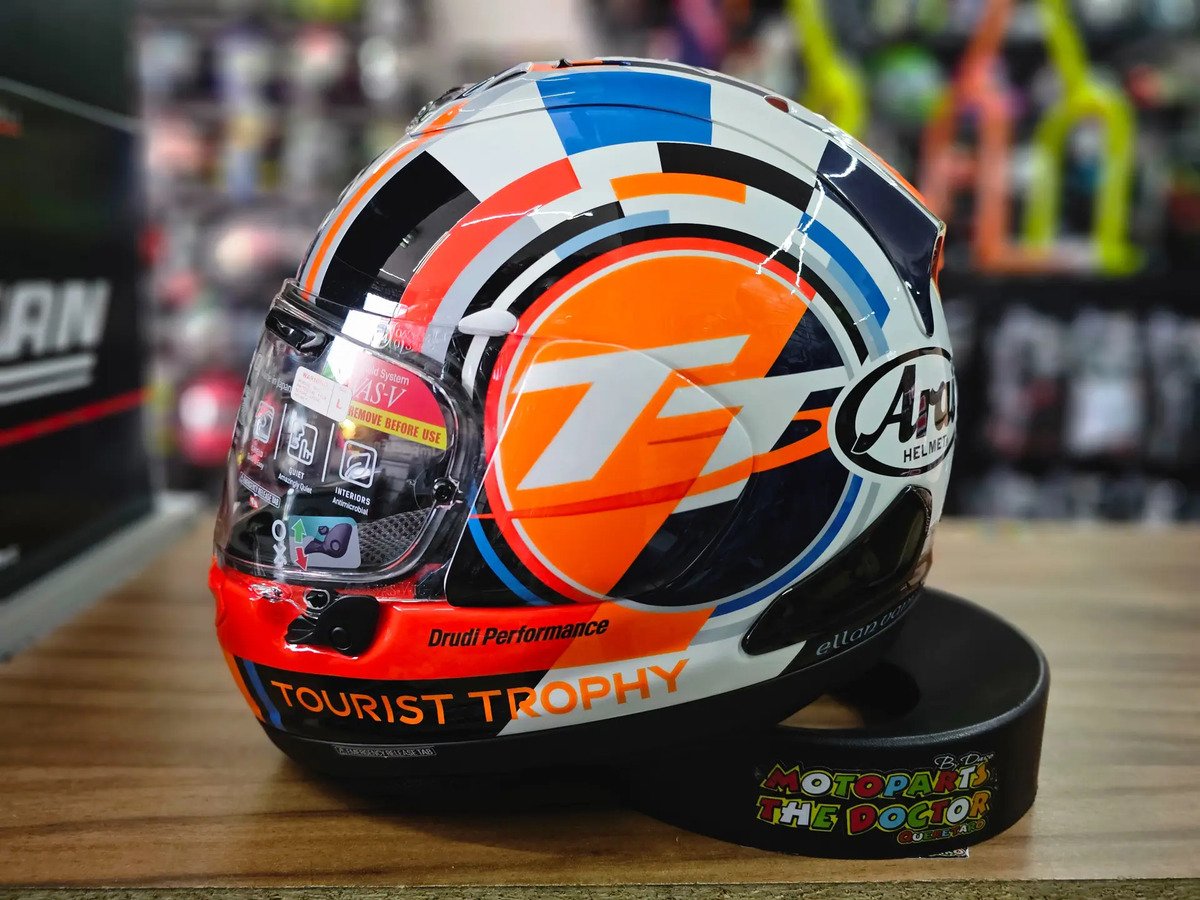 Casco Rx-7v Evo Tt Iom 2025 Arai Alta Gama Original - Imagen 3