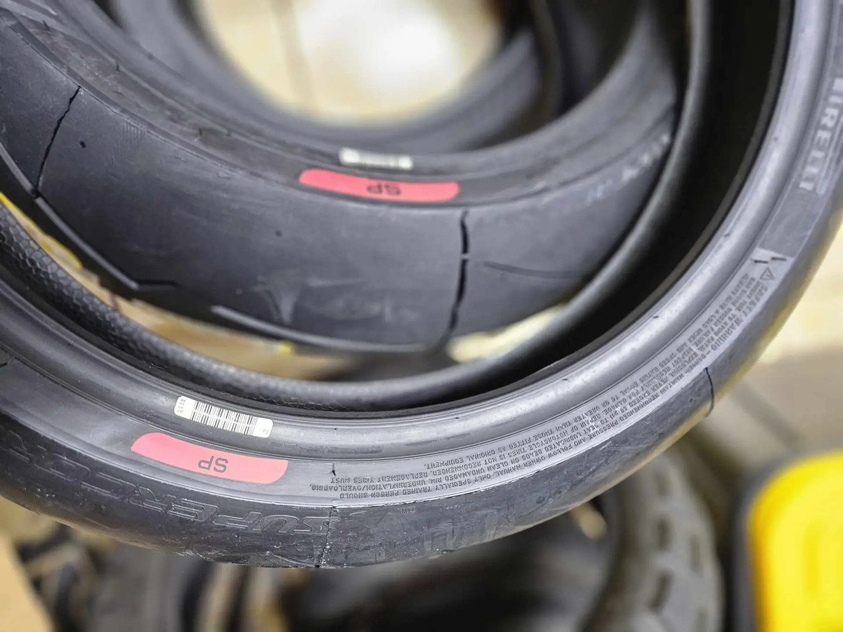 Llantas 180/60zr17 75w & 120/70zr17 58w Super Corsa V4 - Imagen 4