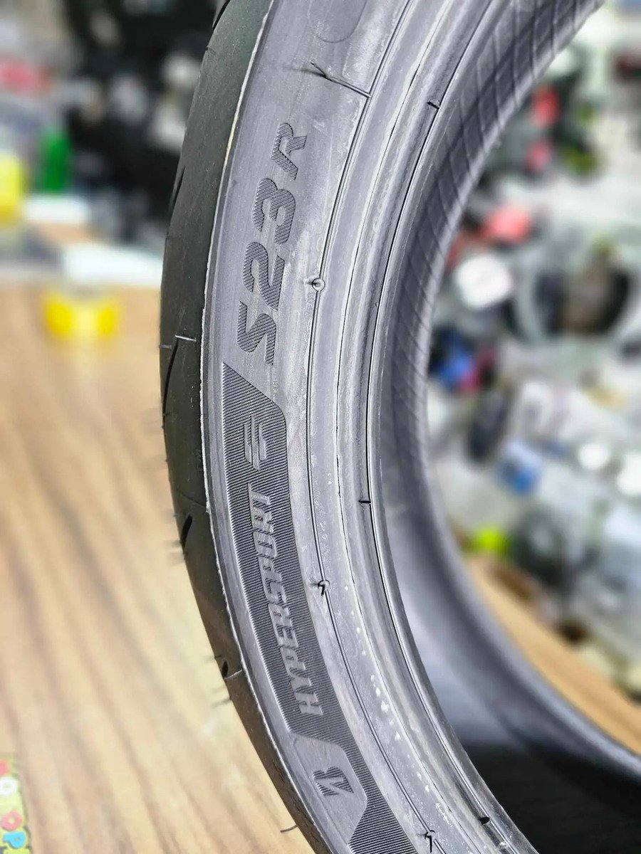 Llanta Bridgestone S23 160/60zr17 69w Kawasaki 400 - Imagen 5