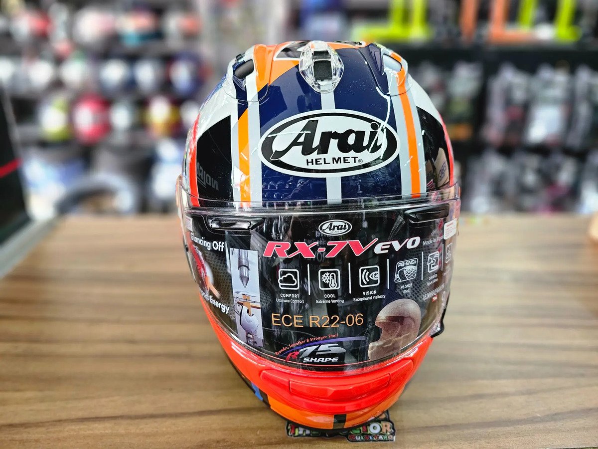 Casco Rx-7v Evo Tt Iom 2025 Arai Alta Gama Original - Imagen 4