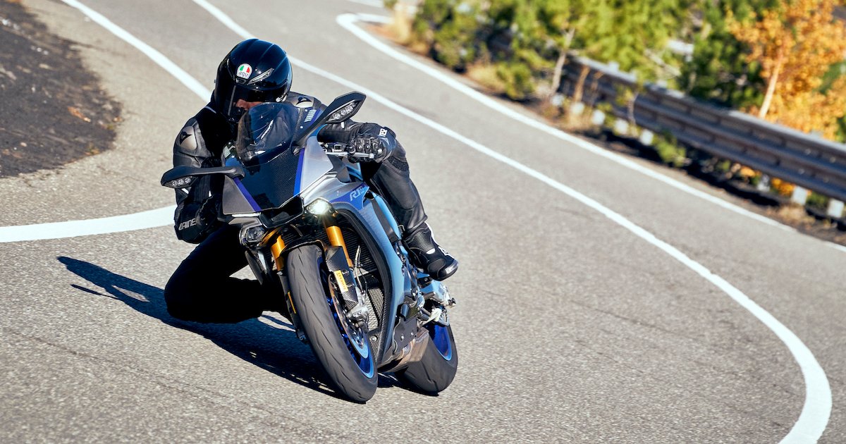 par de llantas pirelli rosso iv 190/55ZR17 y 120/70ZR17 - Imagen 5