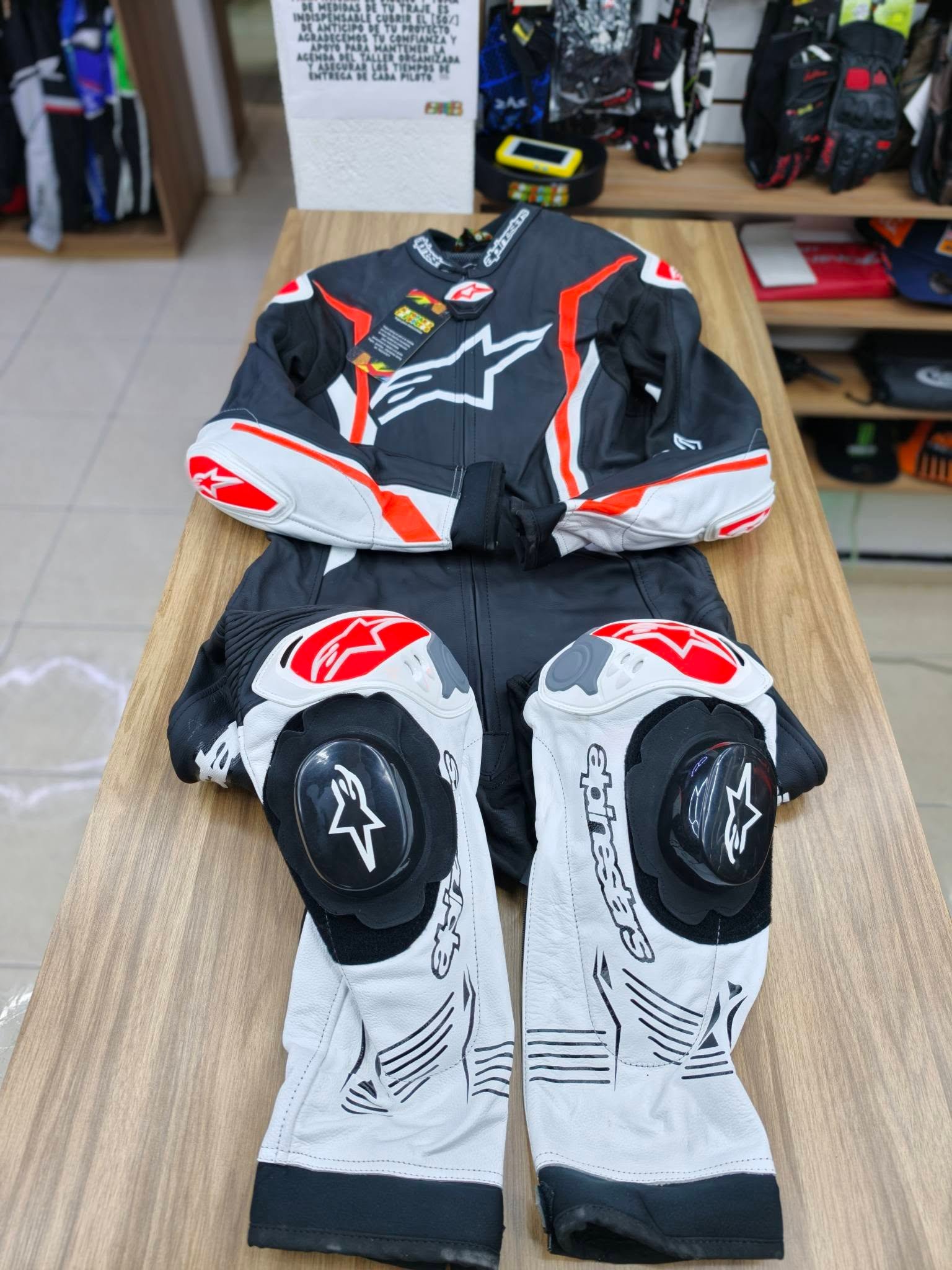 Mono de Cuero para Moto Alpinestars |Traje Deportivo con Protecciones CE